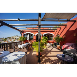 Hotel con encanto andaluz en el corazón de la Costa Tropical